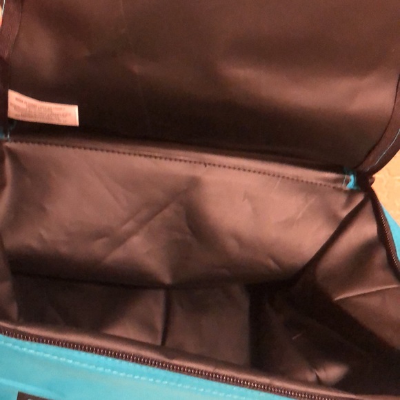 Vintage NWT PINK Victoria’s Secret Cooler with Iconic PINK Dog Key Chain. - Picture 10 of 13